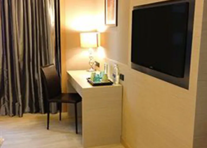 Icheck Nana By Aspira Hotel 3*